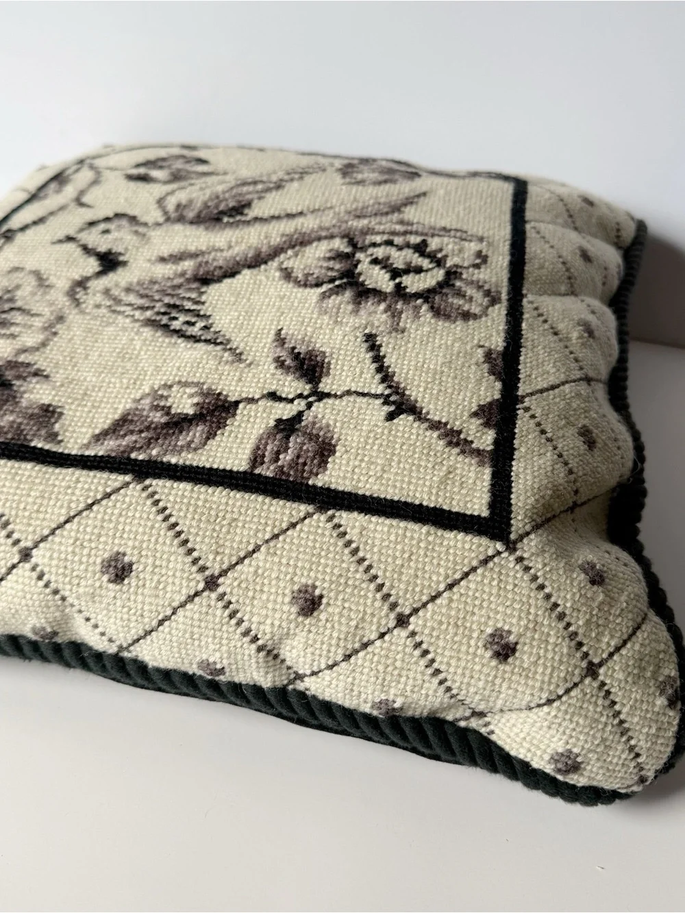 Vintage bird lattice